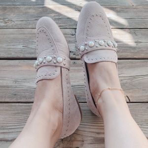Steve Madden Suede Pearl Loafer Flats Size 5.5